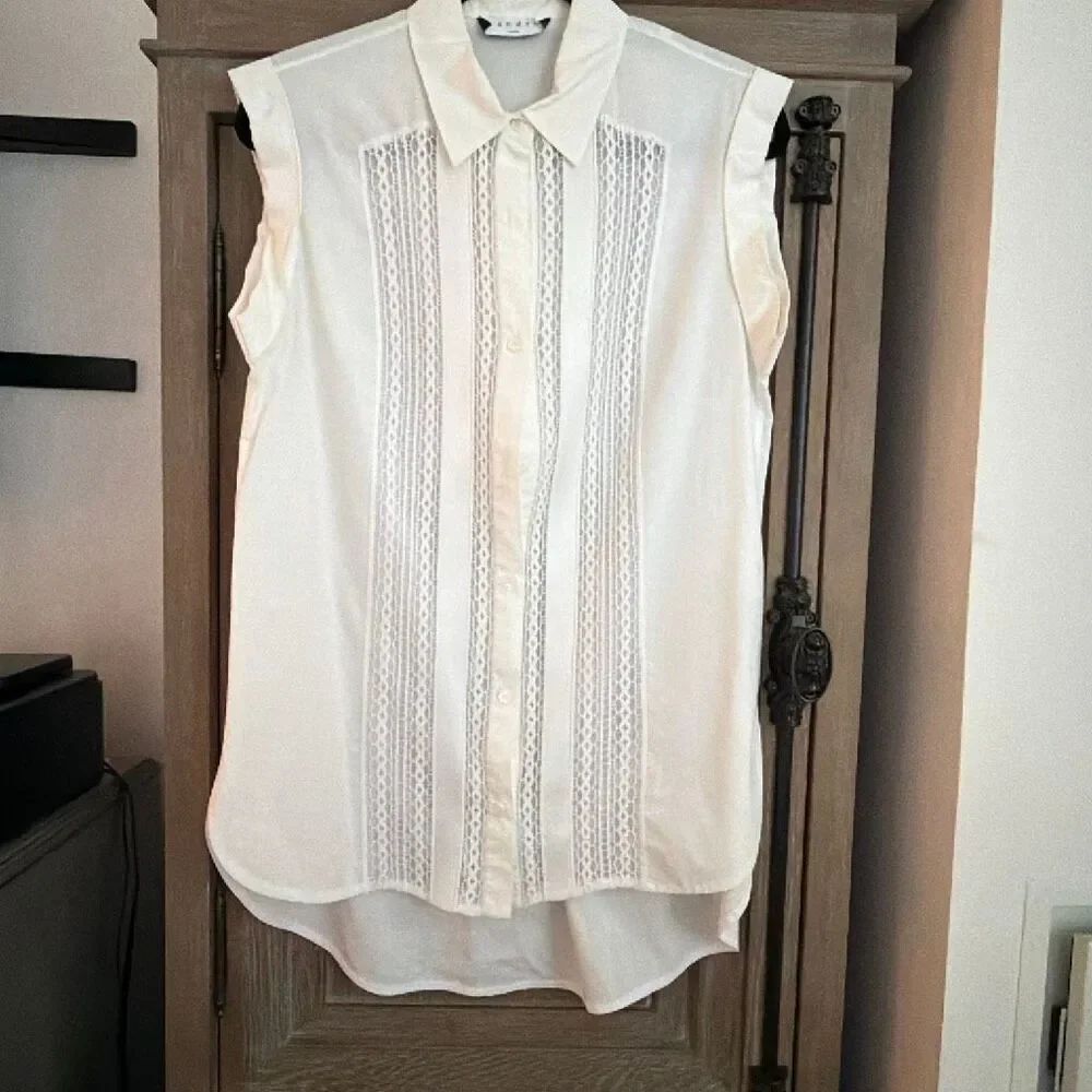 Sandro WhiteโSleeveless Button Down Blouse small
